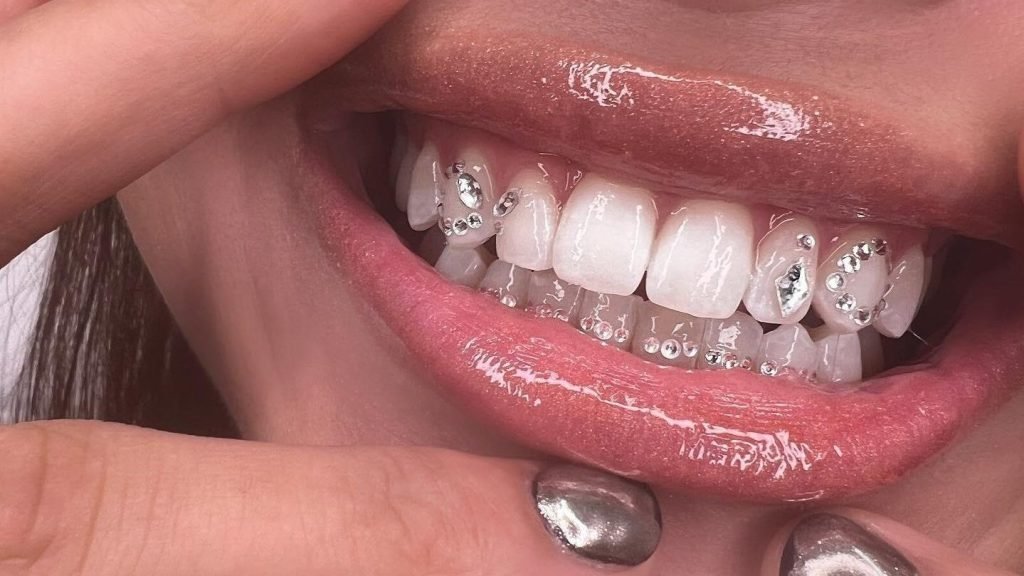 Cómo blanquear los dientes en casa sin dañar el esmalte dental