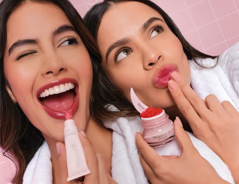 labios hidratados y voluminosos con labial