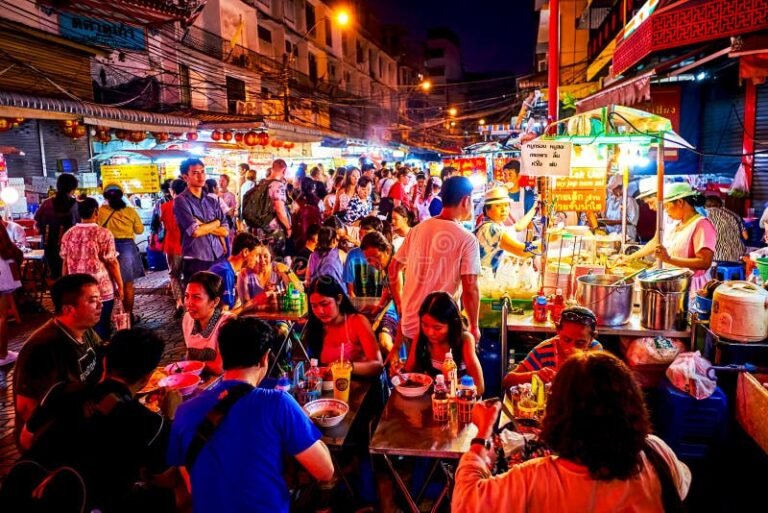 mercado al aire libre vibrante y concurrido